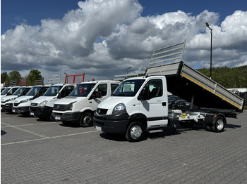 Véhicule utilitaire benne RENAULT Mascott