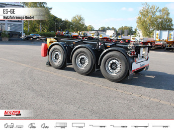 Semi-remorque porte-conteneur/ Caisse mobile KRONE