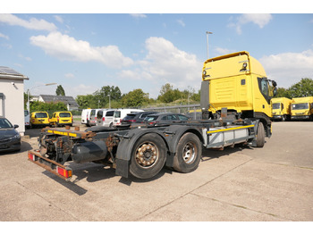 Camion porte-conteneur/ Caisse mobile IVECO Stralis