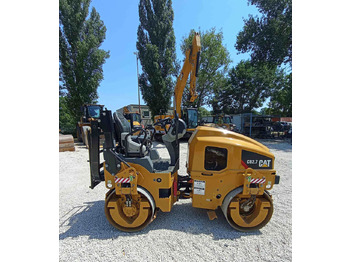 Compacteur Caterpillar CB2.7: photos 4