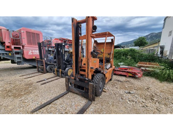 Chariot élévateur diesel Komatsu FD25T: photos 2