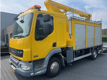 Camion avec nacelle DAF