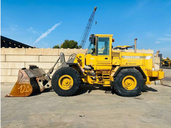 Chargeuse sur pneus VOLVO L120C