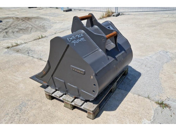 Tractopelle Volvo Tieflöffel mit Messer: photos 3