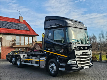 Camion ampliroll DAF XD 450