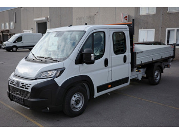 Véhicule utilitaire benne FIAT Ducato