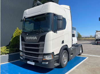 Tracteur routier SCANIA R 450