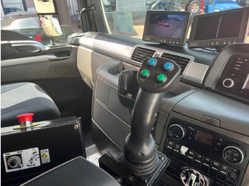 Crédit-bail MAN TGS 26.320 6x2-4 LL TGS 26.320/400 6x2-4 LL, Rechtslenker, Retarder, Lift-/Lenkachse, VDL Translift Seitenlader MAN TGS 26.320 6x2-4 LL TGS 26.320/400 6x2-4 LL, Rechtslenker, Retarder, Lift-/Lenkachse, VDL Translift Seitenlader: photos 5 Crédit-bail MAN TGS 26.320 6x2-4 LL TGS 26.320/400 6x2-4 LL, Rechtslenker, Retarder, Lift-/Lenkachse, VDL Translift Seitenlader MAN TGS 26.320 6x2-4 LL TGS 26.320/400 6x2-4 LL, Rechtslenker, Retarder, Lift-/Lenkachse, VDL Translift Seitenlader: photos 5