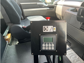 Crédit-bail MAN TGS 26.320 6x2-4 LL TGS 26.320/400 6x2-4 LL, Rechtslenker, Retarder, Lift-/Lenkachse, VDL Translift Seitenlader MAN TGS 26.320 6x2-4 LL TGS 26.320/400 6x2-4 LL, Rechtslenker, Retarder, Lift-/Lenkachse, VDL Translift Seitenlader: photos 4 Crédit-bail MAN TGS 26.320 6x2-4 LL TGS 26.320/400 6x2-4 LL, Rechtslenker, Retarder, Lift-/Lenkachse, VDL Translift Seitenlader MAN TGS 26.320 6x2-4 LL TGS 26.320/400 6x2-4 LL, Rechtslenker, Retarder, Lift-/Lenkachse, VDL Translift Seitenlader: photos 4