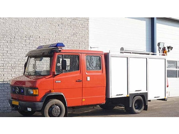 Camion de pompier MERCEDES-BENZ