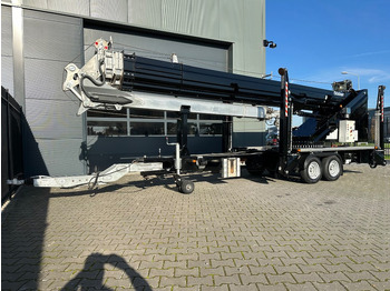 Grue tout-terrain BÖCKER