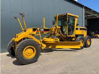 Niveleuse CATERPILLAR 140H
