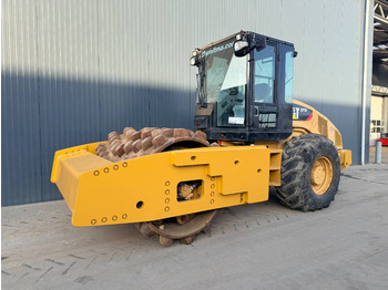 Compacteur CATERPILLAR