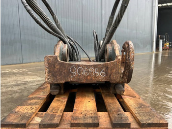 Attache rapide pour Engins de chantier OilQuick OQ70/55 - 323D: photos 2