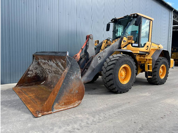 Chargeuse sur pneus VOLVO L90F