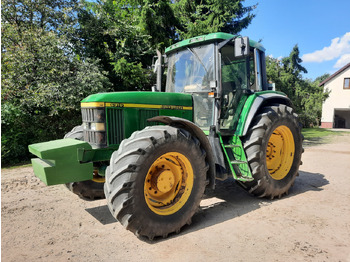 Tracteur agricole JOHN DEERE 6910