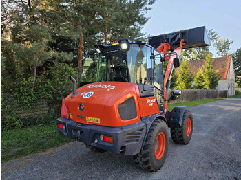 Chargeuse sur pneus KUBOTA R065