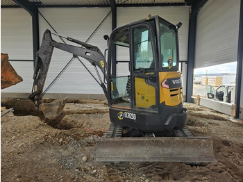 Mini pelle VOLVO ECR25D