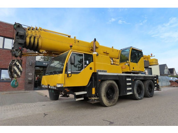 Grue tout-terrain LIEBHERR LTM 1055/1