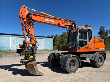 Pelle DOOSAN DX140W