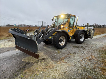 Véhicule de voirie/ Spécial