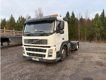 Camion VOLVO FM9