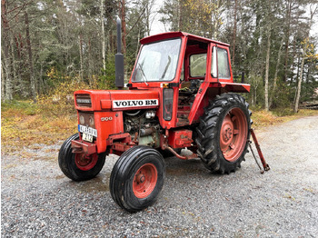 Tracteur agricole VOLVO