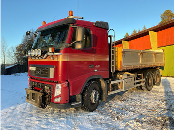 Camion ampliroll VOLVO FH 440
