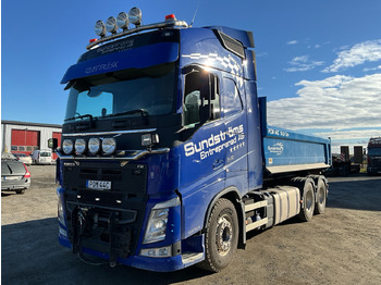 Camion ampliroll VOLVO FH 540