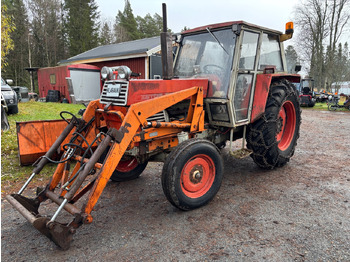 Tracteur agricole ZETOR