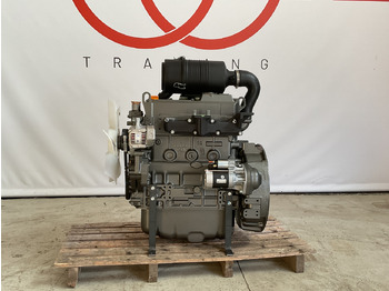 Moteur neuf Yanmar 4TNV98: photos 2 Moteur neuf Yanmar 4TNV98: photos 2