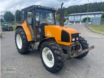 Tracteur agricole RENAULT