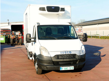 Véhicule utilitaire frigorifique IVECO Daily 35c13
