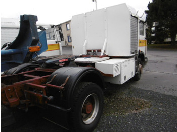 Tracteur routier Renault 40GCC2 (Nr. 104): photos 5 Tracteur routier Renault 40GCC2 (Nr. 104): photos 5