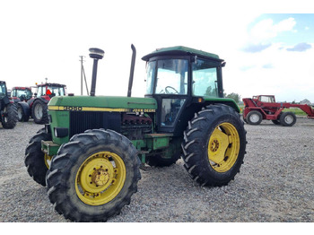 Tracteur agricole JOHN DEERE 3050