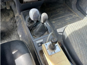 Véhicule utilitaire benne TOYOTA Hilux 4WD 4x4 Winterdienst Kipper: photos 5