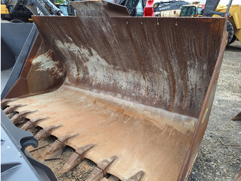 Godet pour chargeur CATERPILLAR