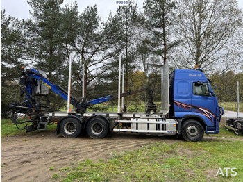 Camion grumier Volvo FH D13 Timber truck with Palfinger M110 crane: photos 3 Camion grumier Volvo FH D13 Timber truck with Palfinger M110 crane: photos 3