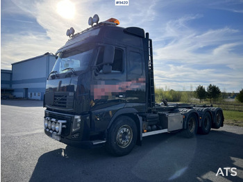 Camion ampliroll VOLVO FH16