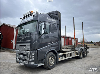 Camion grumier VOLVO FH16