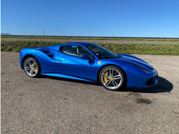Cabriolet Ferrari 488 SPIDER -Carte Grise Française endommagé: photos 4 Cabriolet Ferrari 488 SPIDER -Carte Grise Française endommagé: photos 4