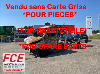 Fourgon utilitaire IVECO Daily