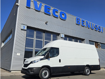 Transport de personnes IVECO Daily 35s18