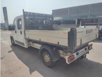 Véhicule utilitaire benne, Utilitaire double cabine PEUGEOT Boxer 2.2 HDI: photos 3