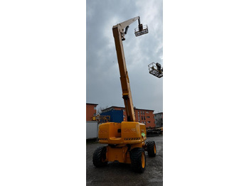 Camion avec nacelle GENIE