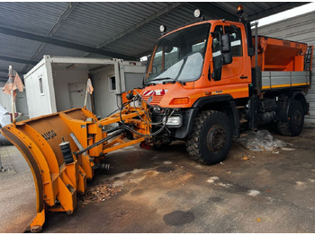 Camion UNIMOG U400