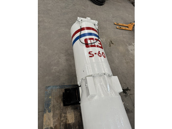 Mât de battage