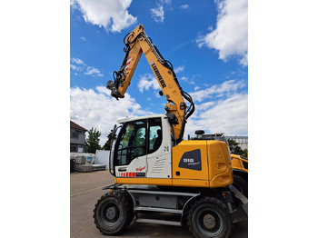 Pelle sur pneus LIEBHERR A 918