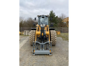 Chargeuse sur pneus LIEBHERR L 526