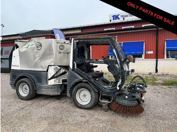 Balayeuse de voirie NILFISK